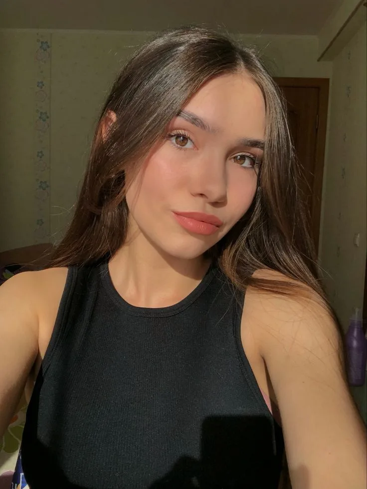 Аня — менеджер Kavil